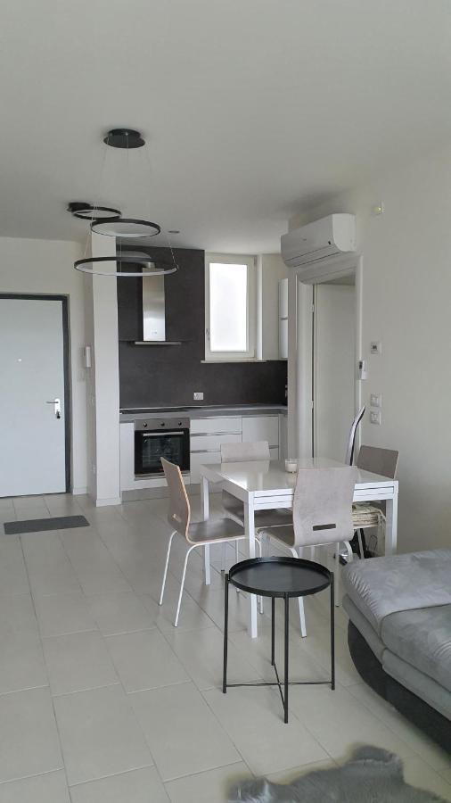 Isola Blu Luxury Apartment Лідо-ді-Єзоло Екстер'єр фото